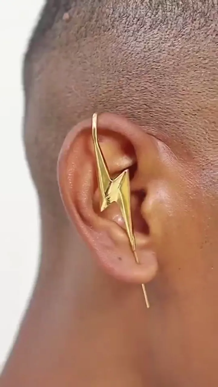 Ear cuffs · Video ad, EN
